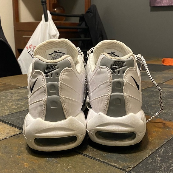 Nike Air Max 95 - Picture 3 of 5